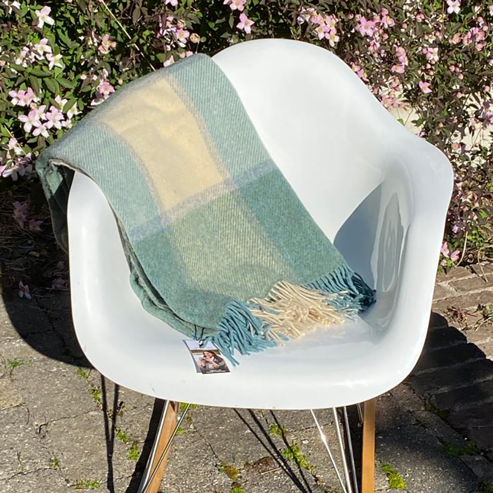 Shetland Wool Picnic Blanket | White & Sea Green Block