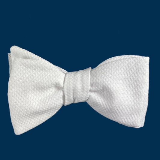 White Bow tie