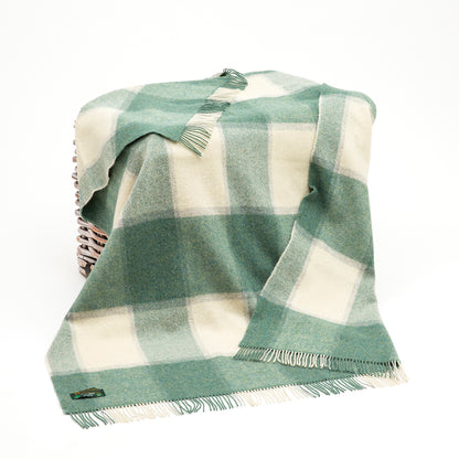 Shetland Wool Picnic Blanket | White & Sea Green Block
